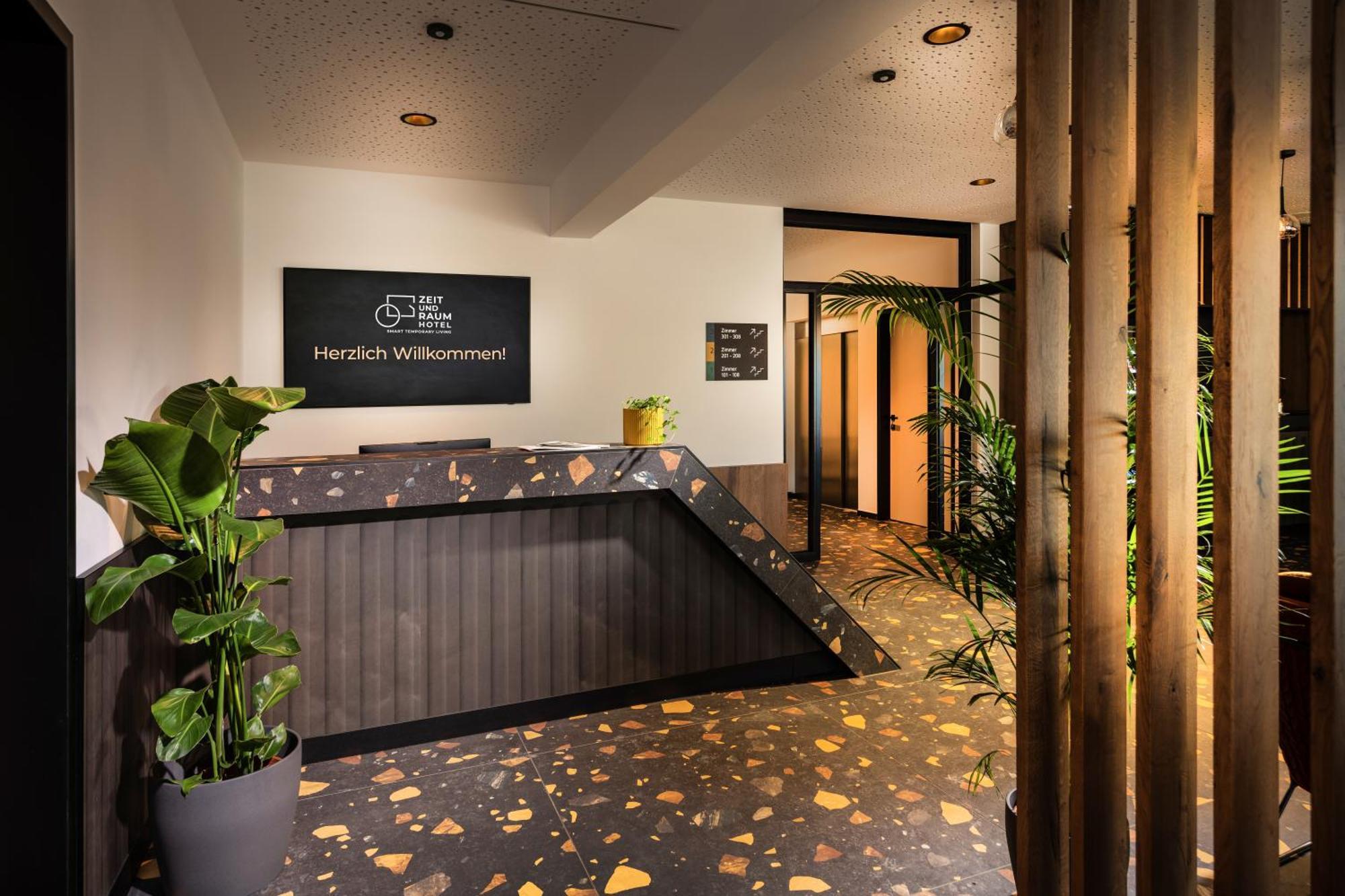 Zeit Und Raum Hotel - Self Check-In Eggelsberg エクステリア 写真